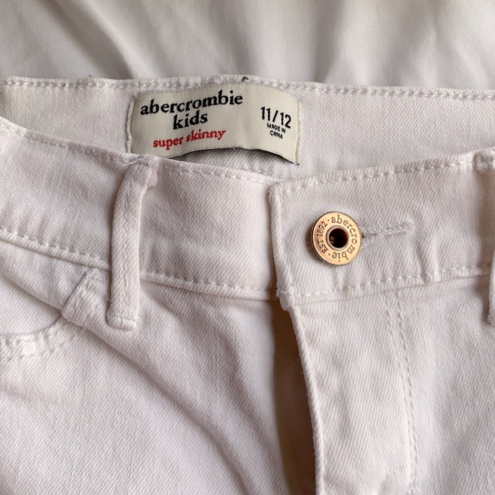 Abercrombie kids white jeans